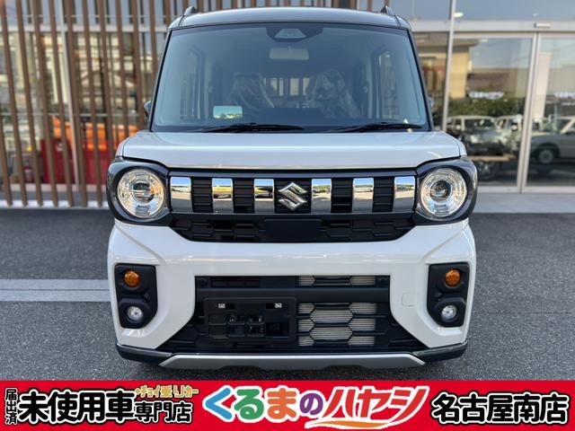 スペーシアギア ハイブリッドＸＺ　届出済未使用車・２ＷＤ・ＣＶＴ・ツートン・両側電動スライドドア・ＵＳＢ電源・アルミホイール・パーソナルテーブル・ＬＥＤヘッドライト・電動パーキング・ブレーキホールド・シートヒーター・オットマン（8枚目）