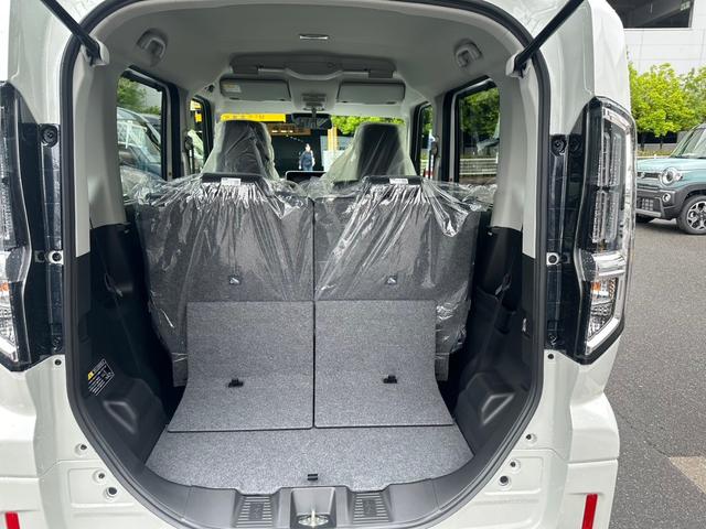 スペーシアカスタム ハイブリッドXSターボ 届出済未使用車・2WD・CVT・LEDヘッドライト・電動パーキングブレーキ・シートヒーター・両側電動スライド・ステアリングヒーター・マルチユースフラップ・15インチアルミ・USBソケット・本革ハンドル(19枚目)