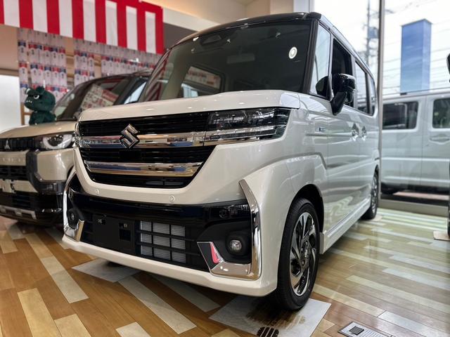 スペーシアカスタム ハイブリッドXSターボ 届出済未使用車・2WD・CVT・LEDヘッドライト・電動パーキングブレーキ・シートヒーター・両側電動スライド・ステアリングヒーター・マルチユースフラップ・15インチアルミ・USBソケット・本革ハンドル(8枚目)