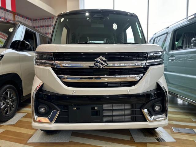 スペーシアカスタム ハイブリッドXSターボ 届出済未使用車・2WD・CVT・LEDヘッドライト・電動パーキングブレーキ・シートヒーター・両側電動スライド・ステアリングヒーター・マルチユースフラップ・15インチアルミ・USBソケット・本革ハンドル(9枚目)