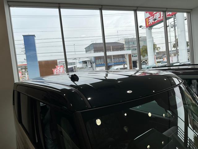 スペーシアカスタム ハイブリッドXSターボ 届出済未使用車・2WD・CVT・LEDヘッドライト・電動パーキングブレーキ・シートヒーター・両側電動スライド・ステアリングヒーター・マルチユースフラップ・15インチアルミ・USBソケット・本革ハンドル(16枚目)