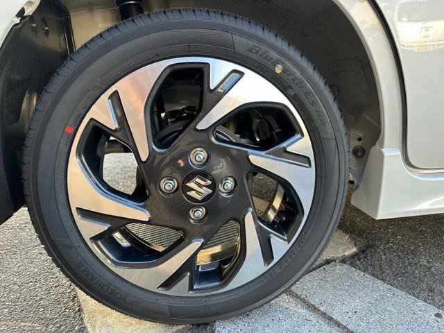 スペーシアカスタム ハイブリッドＸＳ　届出済未使用車・２ＷＤ・ＣＶＴ・ＬＥＤヘッドライト・電動パーキングブレーキ・シートヒーター・両側電動スライド・ステアリングヒーター・マルチユースフラップ・１５インチアルミ・ＵＳＢソケット・本革ハンドル（20枚目）