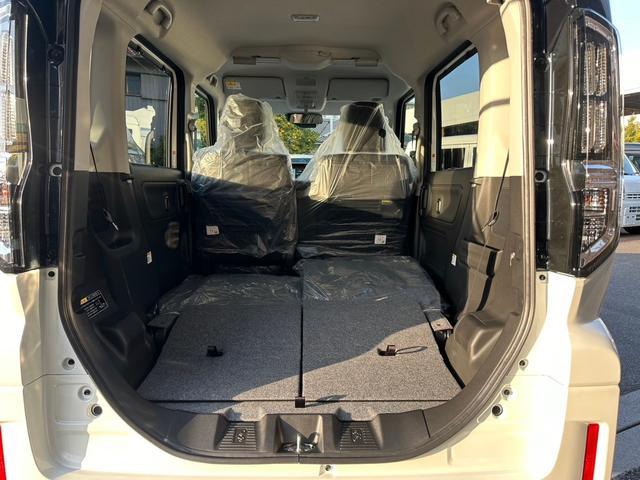 スペーシアカスタム ハイブリッドＸＳ　届出済未使用車・２ＷＤ・ＣＶＴ・ＬＥＤヘッドライト・電動パーキングブレーキ・シートヒーター・両側電動スライド・ステアリングヒーター・マルチユースフラップ・１５インチアルミ・ＵＳＢソケット・本革ハンドル（22枚目）