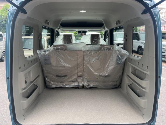 エブリイワゴン PZターボ ・届出済未使用車・2WD・CVT・ハイルーフ・片側電動スライドドア・セーフティサポート・LEDヘッドライト・オーバーヘッドシェルフ・アルミホイール・USB電源ソケット・プッシュスタート(20枚目)