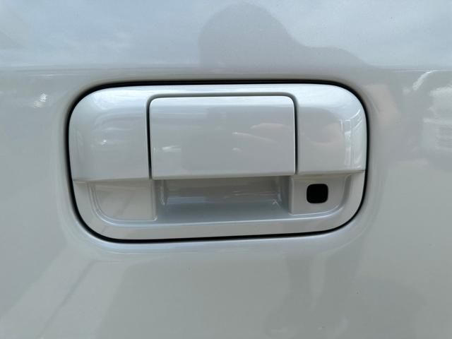 エブリイワゴン ＰＺターボ　・届出済未使用車・２ＷＤ・ＣＶＴ・ハイルーフ・片側電動スライドドア・セーフティサポート・ＬＥＤヘッドライト・オーバーヘッドシェルフ・アルミホイール・ＵＳＢ電源ソケット・プッシュスタート（15枚目）