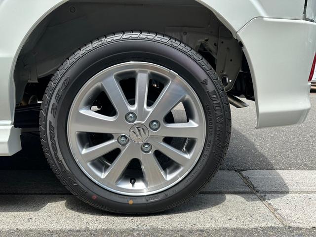 エブリイワゴン ＰＺターボ　・届出済未使用車・２ＷＤ・ＣＶＴ・ハイルーフ・片側電動スライドドア・セーフティサポート・ＬＥＤヘッドライト・オーバーヘッドシェルフ・アルミホイール・ＵＳＢ電源ソケット・プッシュスタート（16枚目）