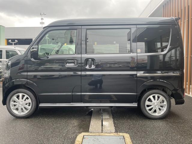 エブリイワゴン PZターボスペシャル 届出済未使用車・4WD・CVT・ハイルーフ・ターボ・両側電動スライドドア・オートステップ・シートヒーター・ルーフコンソール・オートエアコン・プッシュスタート・アルミホイール(12枚目)