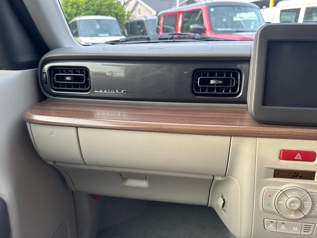 アルトラパンＬＣ Ｘ　２ＷＤ・ＡＴ・届出済未使用車・ツートンルーフ・スズキセーフティサポート・プッシュスタート・ＬＥＤヘッドライト・アルミホイール・シートヒーター・ＵＳＢ電源ソケット・６スピーカー・プレミアムＵＶガラス（34枚目）