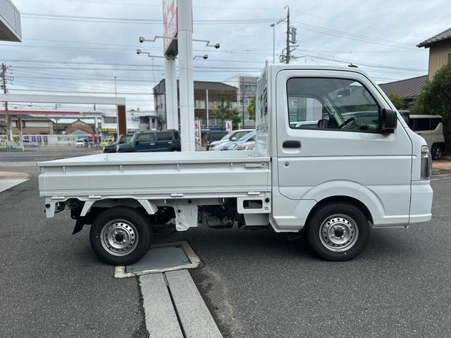 ＮＴ１００クリッパートラック ＤＸ　・届出済未使用車・４ＷＤ・５ＭＴ・キーレス・パワーウィンドウ・エアコン・パワステ・エアバック・キャリートラックＯＥＭ（13枚目）