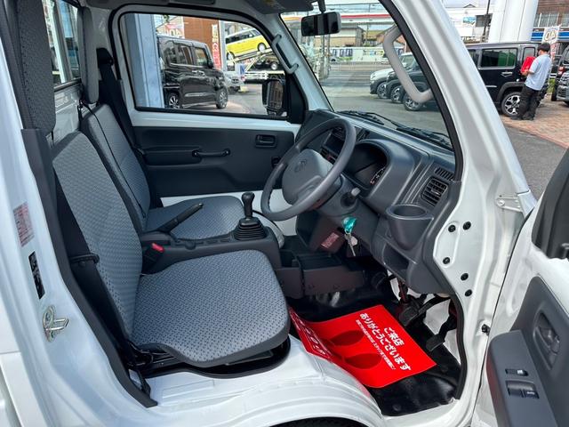 ＮＴ１００クリッパートラック ＤＸ　・届出済未使用車・４ＷＤ・５ＭＴ・キーレス・パワーウィンドウ・エアコン・パワステ・エアバック・キャリートラックＯＥＭ（25枚目）