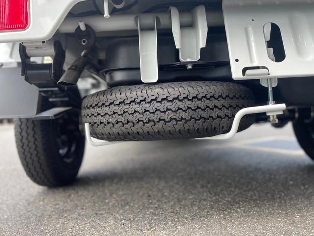 クリッパートラック ＤＸ　農繁仕様　・届出済未使用車・４ＷＤ・５ＭＴ・キーレス・パワーウィンドウ・エアコン・パワステ・ラジオデッキ・デフロック・ワーキングランプ・ゲートプロテクター・リアゲートチェーン・トリイプロテクター（20枚目）