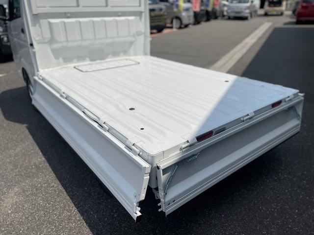 ＮＴ１００クリッパートラック ＤＸ農繁仕様　・届出済未使用車・４ＷＤ・５ＭＴ・キーレス・パワーウィンドウ・エアコン・パワステ・ラジオデッキ・デフロック・ワーキングランプ・ゲートプロテクター・リアゲートチェーン・トリイプロテクター（30枚目）