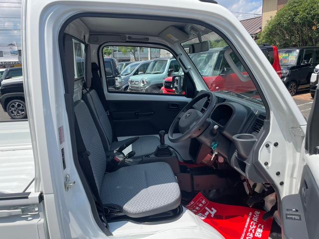 ＮＴ１００クリッパートラック ＤＸ農繁仕様　・届出済未使用車・４ＷＤ・５ＭＴ・キーレス・パワーウィンドウ・エアコン・パワステ・ラジオデッキ・デフロック・ワーキングランプ・ゲートプロテクター・リアゲートチェーン・トリイプロテクター（31枚目）