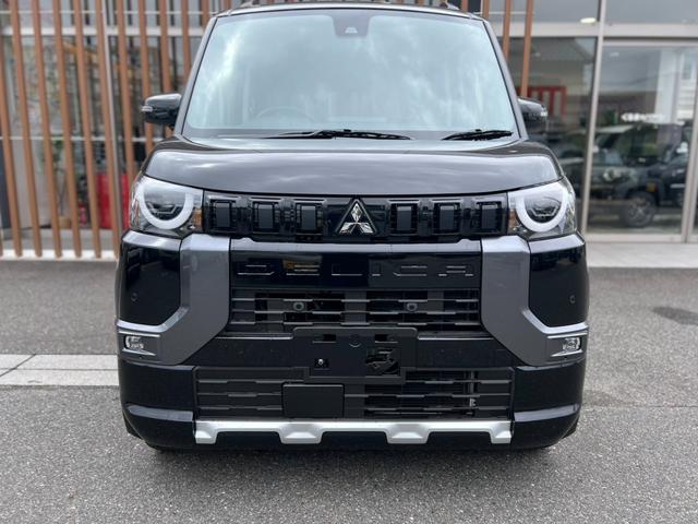 デリカミニ Ｇ　プレミアム　・届出済未使用車・２ＷＤ・ＣＶＴ・両側電動スライド・デジタルルームミラー・電動パーキングブレーキ・マイパイロット・シートヒーター・リアサーキュレーター・ステアリングヒーター・ルーフレール（10枚目）