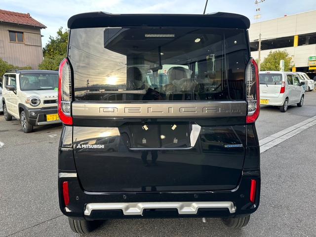 デリカミニ Ｇ　プレミアム　・届出済未使用車・２ＷＤ・ＣＶＴ・両側電動スライド・デジタルルームミラー・電動パーキングブレーキ・マイパイロット・シートヒーター・リアサーキュレーター・ステアリングヒーター・ルーフレール（15枚目）