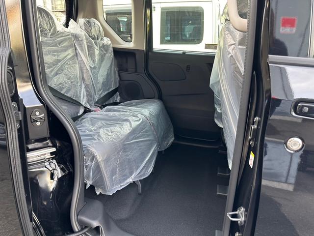 デリカミニ Ｇ　プレミアム　・届出済未使用車・２ＷＤ・ＣＶＴ・両側電動スライド・デジタルルームミラー・電動パーキングブレーキ・マイパイロット・シートヒーター・リアサーキュレーター・ステアリングヒーター・ルーフレール（21枚目）