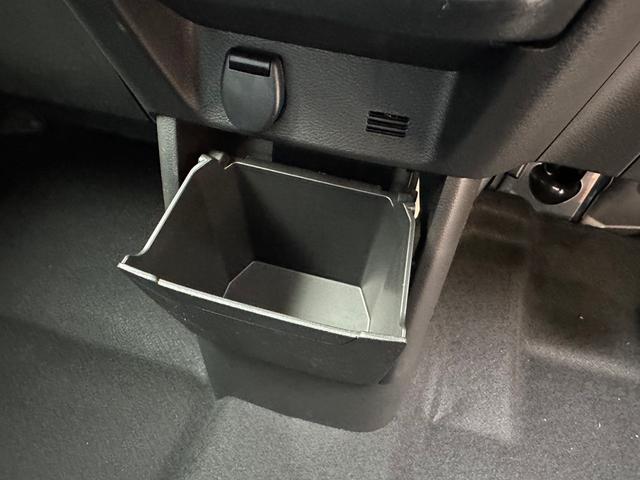 デリカミニ Ｇ　プレミアム　・届出済未使用車・２ＷＤ・ＣＶＴ・両側電動スライド・デジタルルームミラー・電動パーキングブレーキ・マイパイロット・シートヒーター・リアサーキュレーター・ステアリングヒーター・ルーフレール（43枚目）