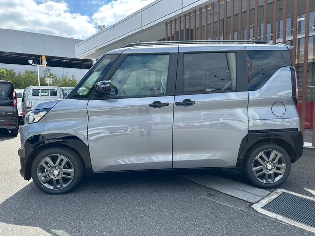 デリカミニ G プレミアム ・届出済未使用車・2WD・CVT・両側電動スライド・デジタルルームミラー・電動パーキングブレーキ・マイパイロット・シートヒーター・リアサーキュレーター・ステアリングヒーター・ルーフレール(12枚目)