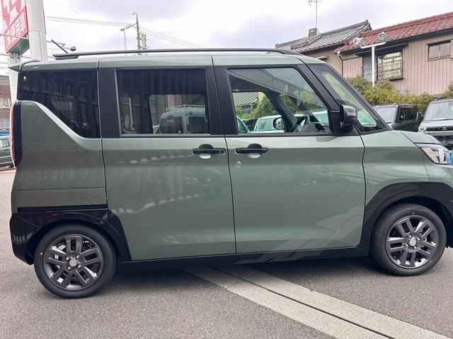 デリカミニ G プレミアム ・届出済未使用車・2WD・CVT・両側電動スライド・デジタルルームミラー・電動パーキングブレーキ・マイパイロット・シートヒーター・リアサーキュレーター・ステアリングヒーター・ルーフレール(13枚目)