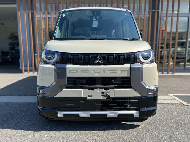 デリカミニ Ｇ　プレミアム　・届出済未使用車・２ＷＤ・ＣＶＴ・両側電動スライド・デジタルルームミラー・電動パーキングブレーキ・マイパイロット・シートヒーター・リアサーキュレーター・ステアリングヒーター・ルーフレール（10枚目）