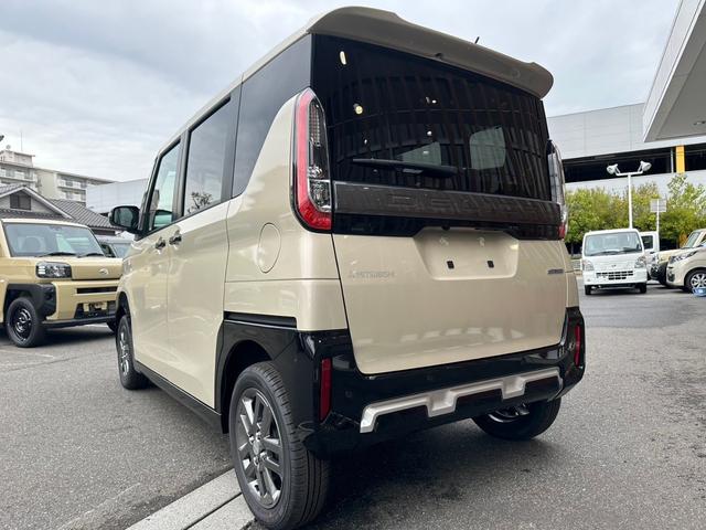 デリカミニ Ｇ　プレミアム　・届出済未使用車・２ＷＤ・ＣＶＴ・両側電動スライド・デジタルルームミラー・電動パーキングブレーキ・マイパイロット・シートヒーター・リアサーキュレーター・ステアリングヒーター・ルーフレール（14枚目）