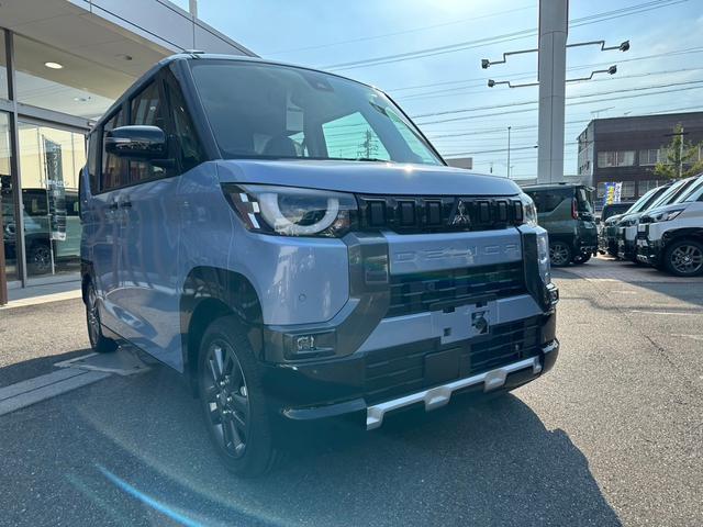 デリカミニ Ｇ　プレミアム　・届出済未使用車・２ＷＤ・ＣＶＴ・両側電動スライド・デジタルルームミラー・電動パーキングブレーキ・マイパイロット・シートヒーター・リアサーキュレーター・ステアリングヒーター・ルーフレール（11枚目）