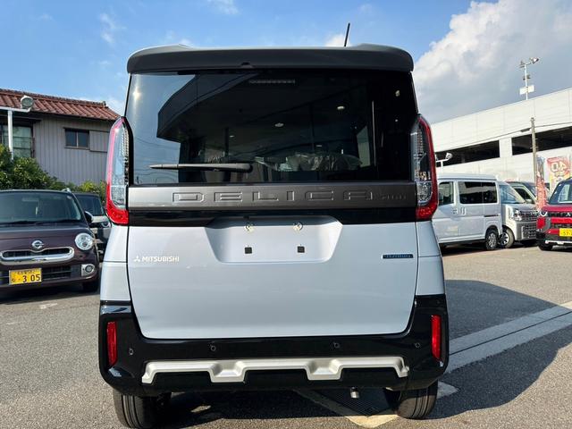 デリカミニ Ｇ　プレミアム　・届出済未使用車・２ＷＤ・ＣＶＴ・両側電動スライド・デジタルルームミラー・電動パーキングブレーキ・マイパイロット・シートヒーター・リアサーキュレーター・ステアリングヒーター・ルーフレール（15枚目）