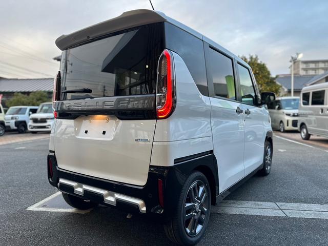 デリカミニ Ｇ　プレミアム　・届出済未使用車・２ＷＤ・ＣＶＴ・両側電動スライド・デジタルルームミラー・電動パーキングブレーキ・マイパイロット・シートヒーター・リアサーキュレーター・ステアリングヒーター・ルーフレール（14枚目）
