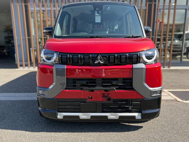 デリカミニ Ｇ　プレミアム　・届出済未使用車・２ＷＤ・ＣＶＴ・両側電動スライド・デジタルルームミラー・電動パーキングブレーキ・マイパイロット・シートヒーター・リアサーキュレーター・ステアリングヒーター・ルーフレール（10枚目）