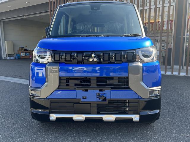 デリカミニ Ｇ　プレミアム　届出済未使用車・２ＷＤ・ＣＶＴ・両側電動スライド・デジタルルームミラー・電動パーキングブレーキ・マイパイロット・シートヒーター・リアサーキュレーター・ステアリングヒーター・ルーフレール（10枚目）