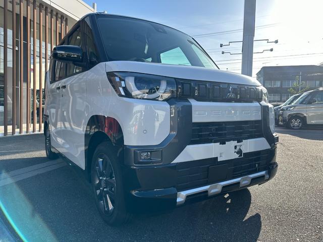 デリカミニ Ｇ　プレミアム　・届出済未使用車・２ＷＤ・ＣＶＴ・両側電動スライド・デジタルルームミラー・電動パーキングブレーキ・マイパイロット・シートヒーター・リアサーキュレーター・ステアリングヒーター・ルーフレール（11枚目）