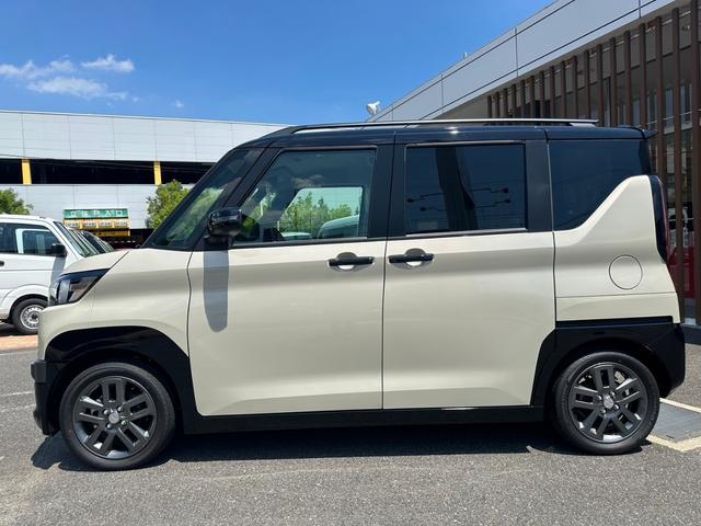 デリカミニ Ｇ　プレミアム　・届出済未使用車・２ＷＤ・ＣＶＴ・両側電動スライド・デジタルルームミラー・電動パーキングブレーキ・マイパイロット・シートヒーター・リアサーキュレーター・ステアリングヒーター・ルーフレール（11枚目）