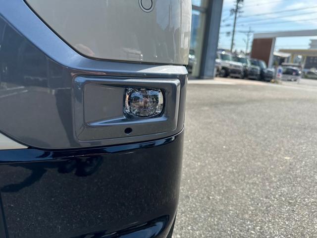 デリカミニ Ｇ　プレミアム　・届出済未使用車・２ＷＤ・ＣＶＴ・両側電動スライド・デジタルルームミラー・電動パーキングブレーキ・マイパイロット・シートヒーター・リアサーキュレーター・ステアリングヒーター・ルーフレール（19枚目）