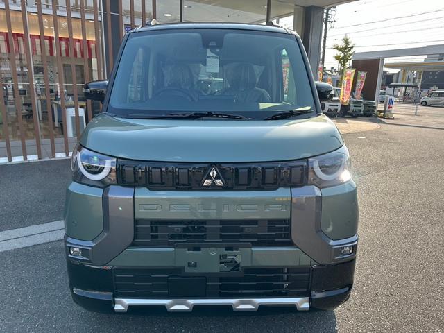 デリカミニ Ｇ　プレミアム　・届出済未使用車・２ＷＤ・ＣＶＴ・両側電動スライド・デジタルルームミラー・電動パーキングブレーキ・マイパイロット・シートヒーター・リアサーキュレーター・ステアリングヒーター・ルーフレール（8枚目）