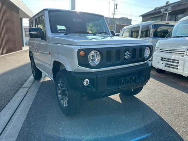 ジムニー ＸＣ　・届出済未使用車・４ＷＤ・ＡＴ・プッシュスタート・シートヒーター・ＬＥＤヘッドライト・アルミホイール・スズキセーフティサポート・オートエアコン（11枚目）