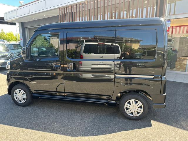 アトレー RS ・届出済未使用車・2WD・AT・ターボ・キーフリー・両側電動スライド・オートエアコン・LEDヘッドライト・フォグランプ・クルーズコントロール・電動格納ドアミラー(12枚目)