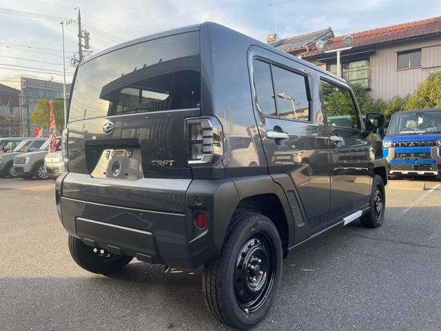 タフト Ｘ　・届出済未使用車・２ＷＤ・ＣＶＴ・スマートアシスト・ＬＥＤヘッドライト・オートライト・スカイフィルムトップ・プッシュスタート・バックカメラ・ＵＳＢ電源ソケット・ブレーキホールド・オートエアコン（14枚目）