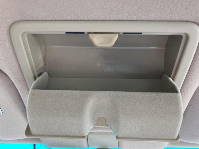 プログレ ＮＣ２５０　ドライブレコーダー　ＥＴＣ　オートクルーズコントロール　バックカメラ　ナビ　アルミホイール　ＨＩＤ　ＡＴ　キーレスエントリー　電動格納ミラー　盗難防止システム　パワーシート　ＣＤ　ＤＶＤ再生　カセット（49枚目）
