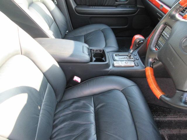 プログレ ＮＣ３００ｉＲバージョンウォールナットパック　最終後期　１オーナー　黒革シート　禁煙車　ナビ　Ｂモニター　フロントブラインドモニター　ＥＴＣ　ウッドコンビステアリング　ＨＩＤヘッドライト　純正アルミ　ＡＢＳ　パワーシート　シートヒーター（15枚目）