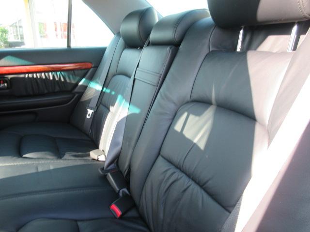 プログレ ＮＣ３００ｉＲバージョンウォールナットパック　最終後期　１オーナー　黒革シート　禁煙車　ナビ　Ｂモニター　フロントブラインドモニター　ＥＴＣ　ウッドコンビステアリング　ＨＩＤヘッドライト　純正アルミ　ＡＢＳ　パワーシート　シートヒーター（28枚目）