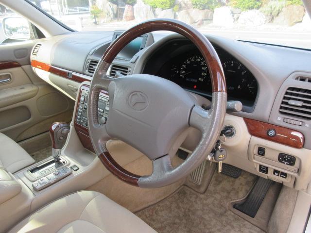 プログレ ＮＣ２５０　プライムセレクション　１オーナー　禁煙車　ＨＩＤヘッド　ナビ　ＥＴＣ　パワーシート（13枚目）