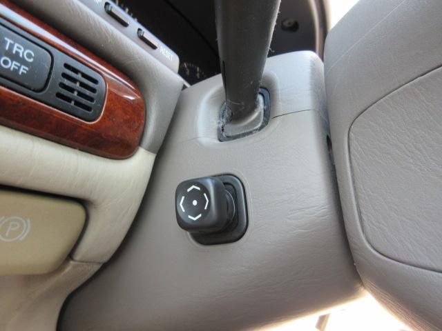 プログレ ＮＣ２５０　プライムセレクション　１オーナー　禁煙車　ＨＩＤヘッド　ナビ　ＥＴＣ　パワーシート（25枚目）