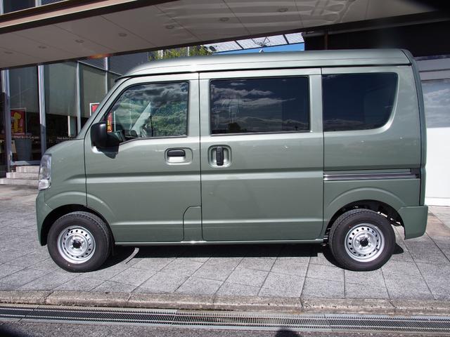 エブリイ PAリミテッド PAリミテッド 衝突被害軽減システム 衝突安全ボディ 車線逸脱警報 禁煙車 オートハイビーム コーナーセンサー アイドリングストップ キーレス(5枚目)