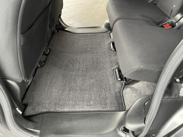 ホンダ N-BOXカスタム 27枚目