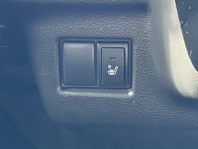 スペーシアカスタム ハイブリッドＸＳ　ＬＥＤヘッドライト　シートヒーター　ＥＴＣ　アイドリングストップ　衝突軽減ブレーキ　ドラレコ　ＤＶＤ　ＴＶ　ナビ　Ｂｌｕｅｔｏｏｔｈ　ＵＳＢ入力　全方位カメラ　ステアリングリモコン　電動スライドドア（17枚目）