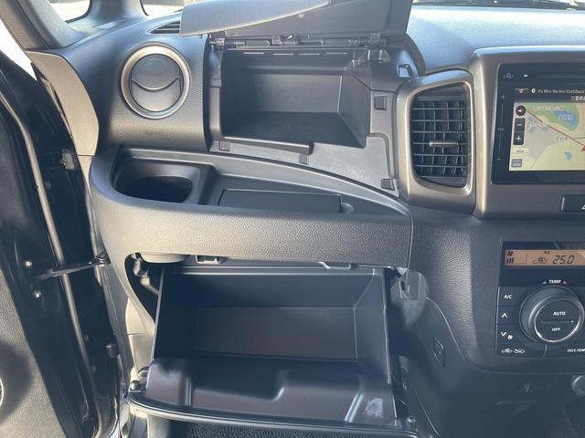 スペーシアカスタムＺ ベースグレード　ＨＩＤヘッドライト　シートヒーター　アイドリングストップ　衝突軽減ブレーキ　ドラレコ　ＣＤ　ＤＶＤ　ＴＶ　ナビ　Ｂｌｕｅｔｏｏｔｈ　ＵＳＢ　全方位カメラ　ステアリングリモコン　左側電動両側スライドドア（25枚目）