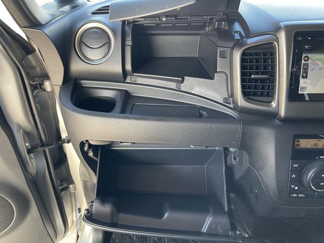 スペーシアカスタムＺ ベースグレード　ワンオーナー　ＨＩＤヘッドライト　シートヒーター　ＥＴＣ　アイドリングストップ　　前後ドラレコ　ＣＤ　ＤＶＤ　ＴＶ　ナビ　Ｂｌｕｅｔｏｏｔｈ　ＵＳＢ　全方位カメラ　ステリモ　電動スライドドア（24枚目）