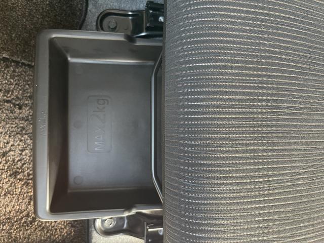 デイズ ハイウェイスターＸ　Ｖセレクション＋セーフティＩＩ　ＨＩＤヘッドライト　シートヒーター　ＥＴＣ　アイドリングストップ　衝突軽減ブレーキ　ＣＤ　ＤＶＤ　ワンセグＴＶ　メモリーナビ　ＵＳＢ入力　全方位カメラ　禁煙（25枚目）