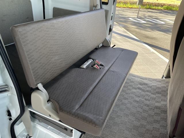 エブリイ ＰＡリミテッド　ＡＢＳ　ヘッドライトレベライザー　禁煙　キーレス　純正ラジオデッキ　両側スライドドア（24枚目）