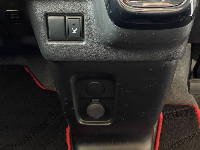 スペーシアカスタム ハイブリッドGS ワンオーナー LEDヘッドライト シートヒーター ETC アイドリングストップ 衝突軽減ブレーキ CD DVD フルセグTV SDナビ Bluetooth バックカメラ ステリモ 電動スライドドア(17枚目)